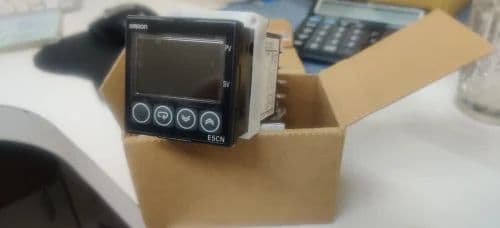 Omron make E5CN-Q2-MT-500